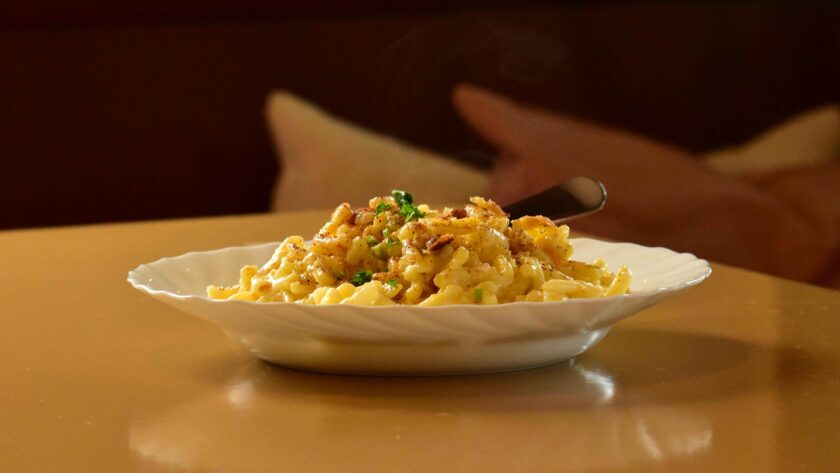 Macaroni served on a plate