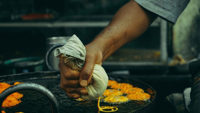 Person is making jalebi