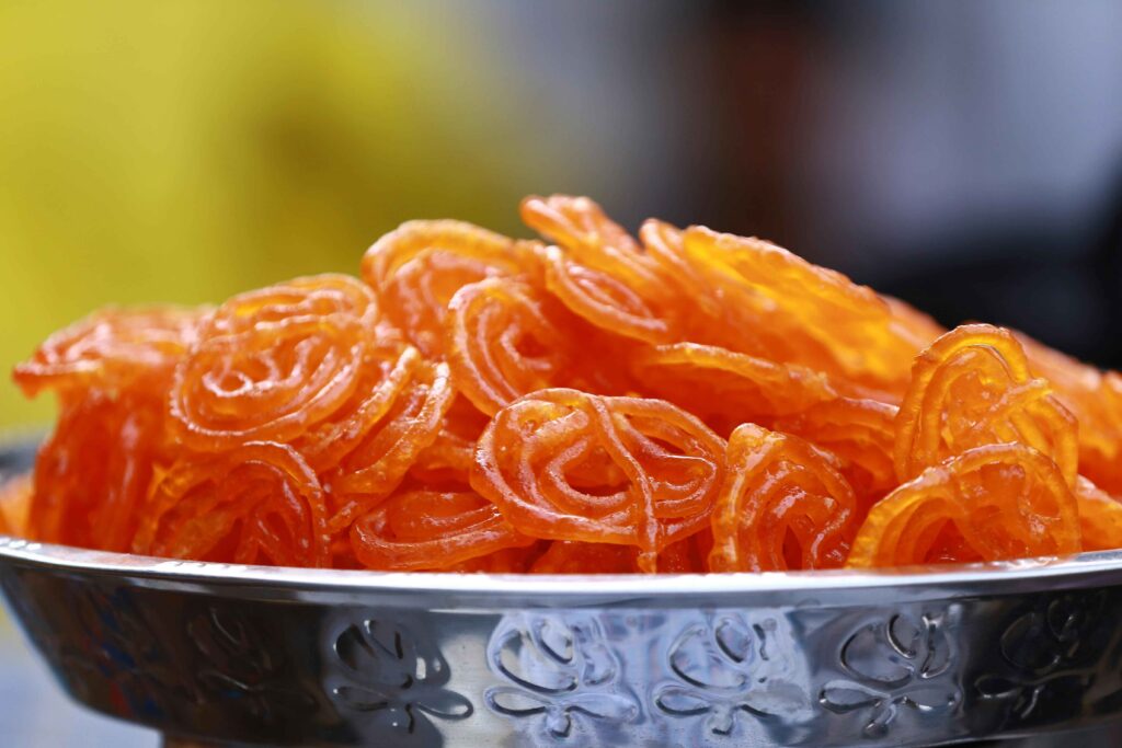 jalebi in a bowl