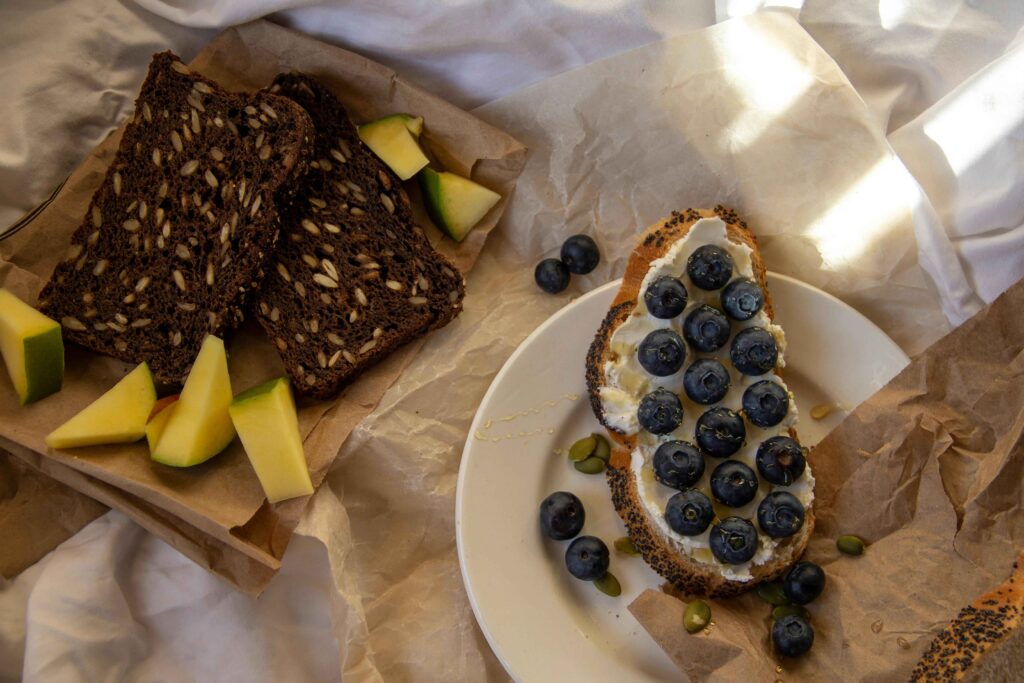 Mango Bread serves with mango slice