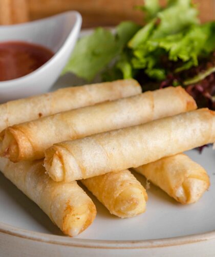 Maggie Spring Roll Served with Sauce
