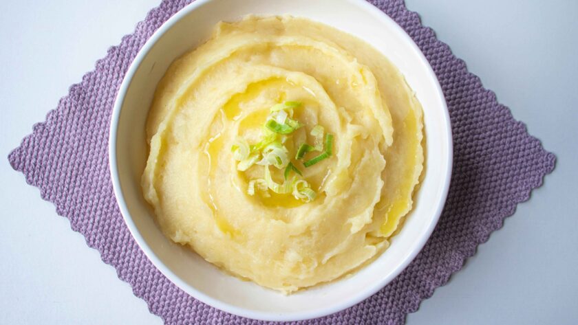 Bihari Aloo ka Chokha served in a bowl